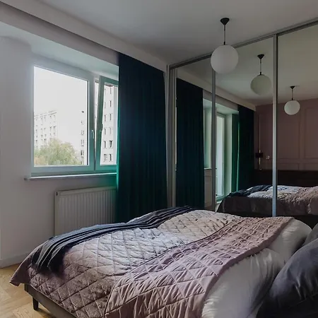 Amazing, Spacious In The Center! Daire Varşova