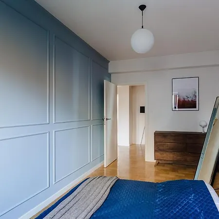 Amazing, Spacious In The Center! Apartment *