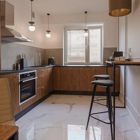 Zelazna 82-84 A By Homeprime Warsaw