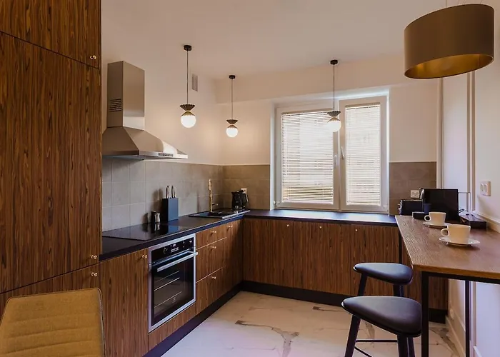 Apartment Amazing, Spacious In The Center! Warsaw