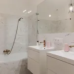 Amazing, Spacious In The Center! وارسو
